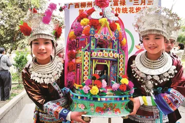 侗寨里的“三月三”3