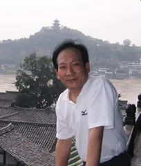 在泥土中诞生