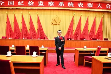 顺美匡恶  铁腕惩腐