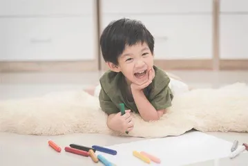 爱写诗的孩子会发光