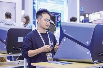 天黑前抵达