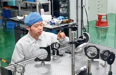 王美乔:追随物理前辈寻灵感1