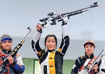 杨倩:年举八万枪 微靶大心脏3