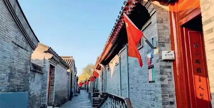 胡同里“绣花”