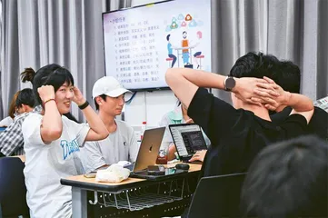 恋爱课,别人的故事里看见自己1