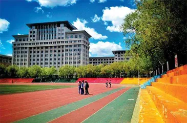 浇灌青春之树,矢志民族复兴1