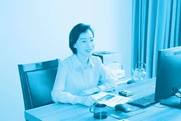 全国民族团结进步模范个人吴玲燕：八载援疆情，仁心照天山