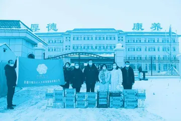 萧民:绚丽在天山南北的巾帼众心梦2