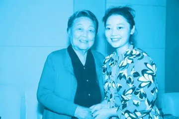 95后豫剧传人谢彦巧:以戏曲直播传承非遗文化2