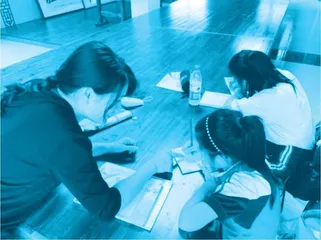 “幸福一家”:给24个贫困孩子一个温暖的“家”2