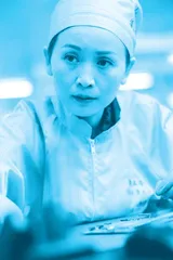 “军工绣娘”潘玉华:在飞机电子板上“绣花”的“大国工匠”2