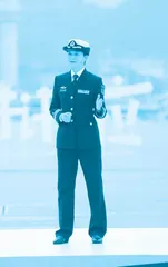 乘风破浪韦慧晓:中国海军第一位女舰长3