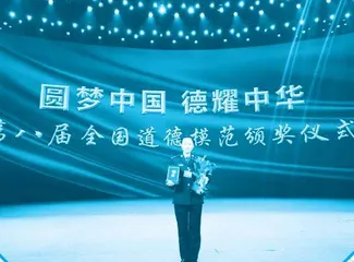 “手语警花”何巧:在无声世界架起爱的桥梁1
