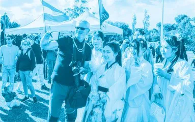 “硬核奶奶”马琳: 寓教于“衣”,用汉服传扬历史故事2