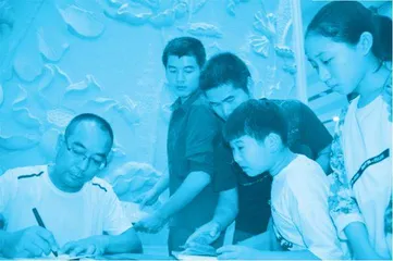 亲自撰写26本书：医生爸爸送给女儿最好的“成长礼物”
