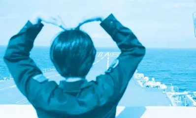 北大女孩王心仪:勇敢追梦成为航母操舵手3