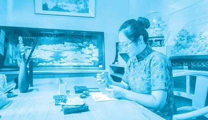 匠心传承人林清韵:在软木片上雕刻出“无声的诗,立体的画”1
