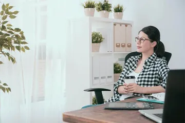 东八的护工们