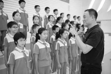 这个故事,是中国版“放牛班的春天”1