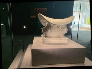 细纹如拟冰之裂,数枝梅浸玉壶春4