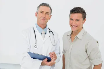 难以置信 小伙竟用卫生巾1