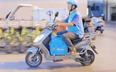 “外卖诗人”王计兵：我笨拙地爱着这个世界1