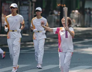 “摇滚奶奶”：音乐赋予我重启生命的力量