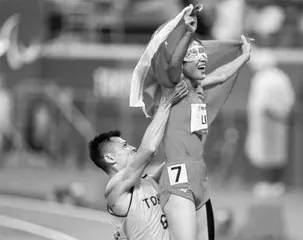 “女飞人”刘翠青:我有“两双明亮的眼睛”2