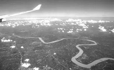桥边赤子的“长江图”