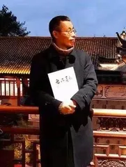 大地微微鞠躬 [组诗]