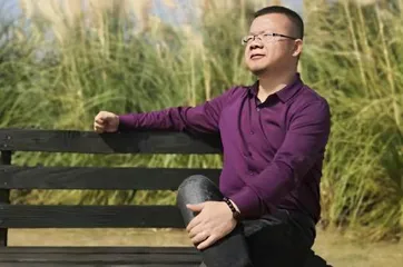 “只是轻轻战栗”：日常诗性感人的可能及限度