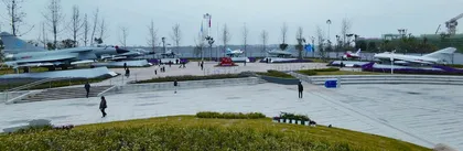 打造“一基地四广场五大道多点位”沉浸式宣传思想文化教育大阵地3
