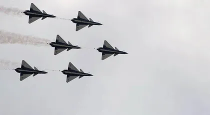 三角翼飞机空中的“三角传奇”