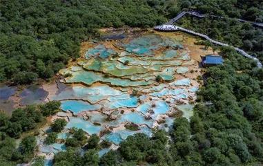 山水出黄龙 波纹落钙华3