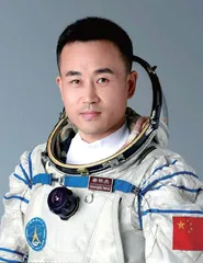 唐胜杰:山路里走出来的航天员1