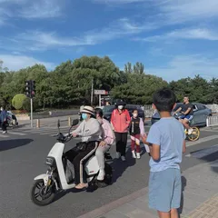 “一盔一戴”,安全常在1