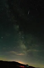 在大草原深处拍摄流星雨6