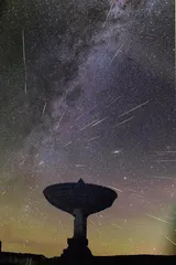 在大草原深处拍摄流星雨7