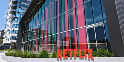 Netflix“有广告套餐”计划遭对手奚落