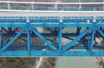 丽香铁路金沙江大桥:轻盈“猛虎”跃大江5