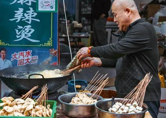 甘肃天水:中国之中麻辣滚烫4
