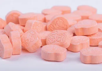 睡硬板床对腰更好?空调吹一夜会吹出面瘫?4
