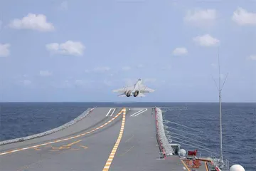 大国重器山东舰,第一艘国产航空母舰1