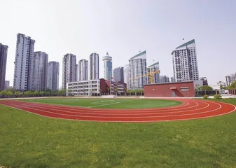 奔跑的科学：如何优化学生的长跑表现