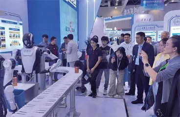 助力机器人加速“进化”