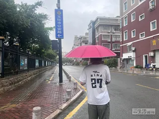从“喷系少年”到“网络黑帮”1