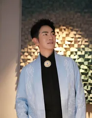 对话 张晓龙一场关于传承、身份与内心秩序的对话1