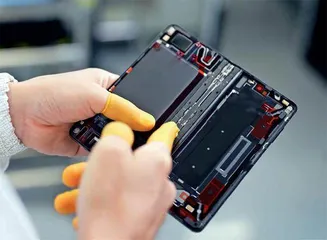 用AI造“AI手机”