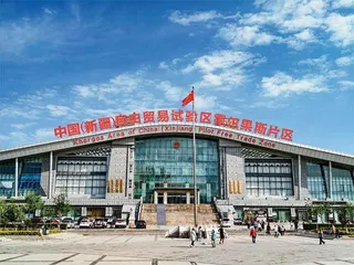 沿着高速看新疆2