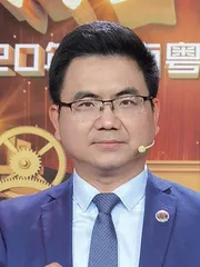 齐鹏飞：“发电玻璃”开拓者1